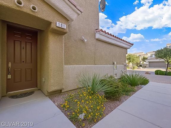 2nd image of 1113 Luna Eclipse Ln Unit 1