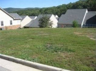 5524 Quail Ridge Cir, Roanoke, VA 24018