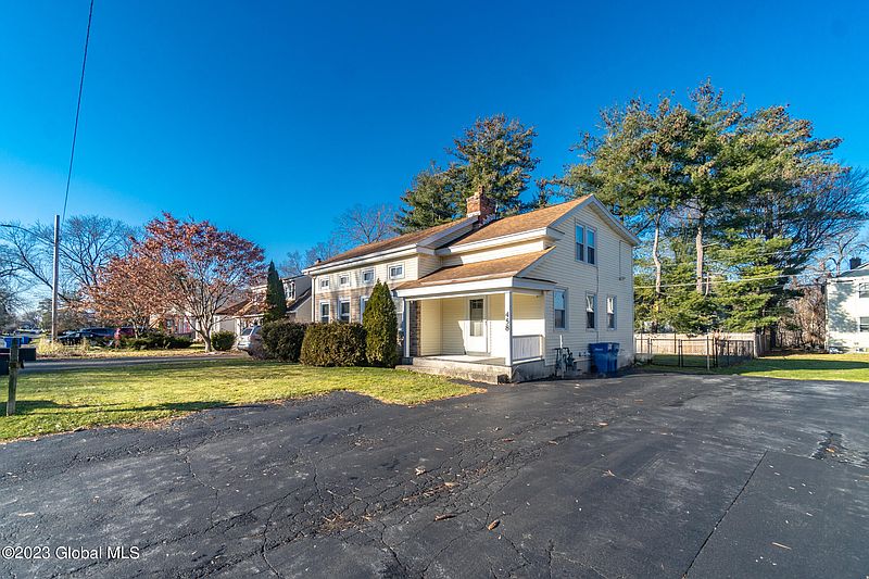 4th image of 458 W Lawrence Street