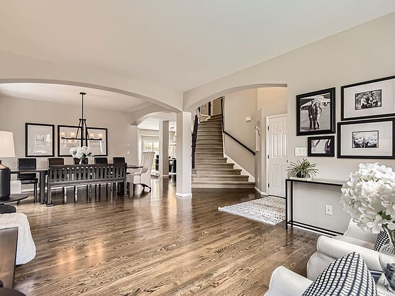 4th image of 9451 Crestmore Way