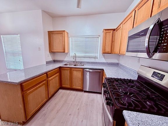 3rd image of 10290 Gilmore Canyon Ct Unit 103
