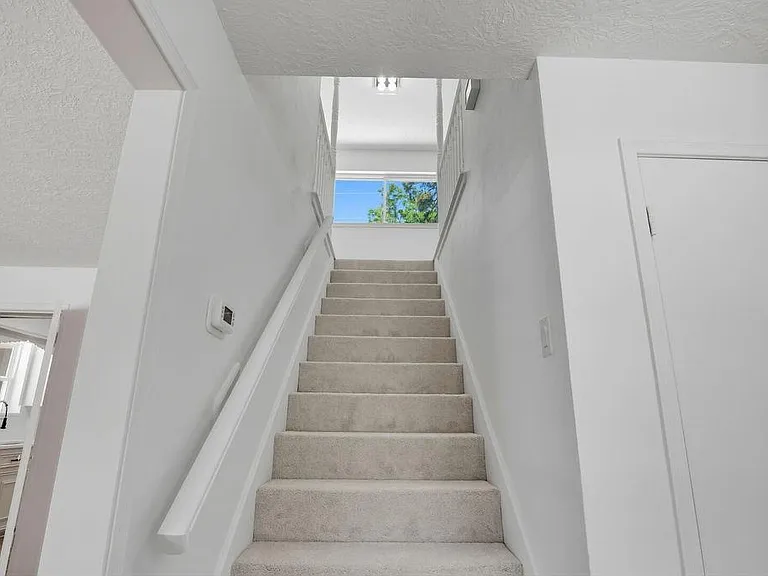 17807 Asphodel Ln — Photo 22