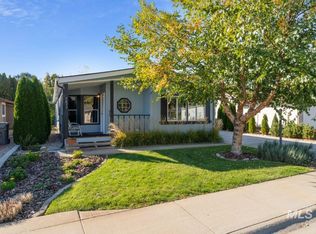5477 Willowcrest Pl, Garden City, ID 83714