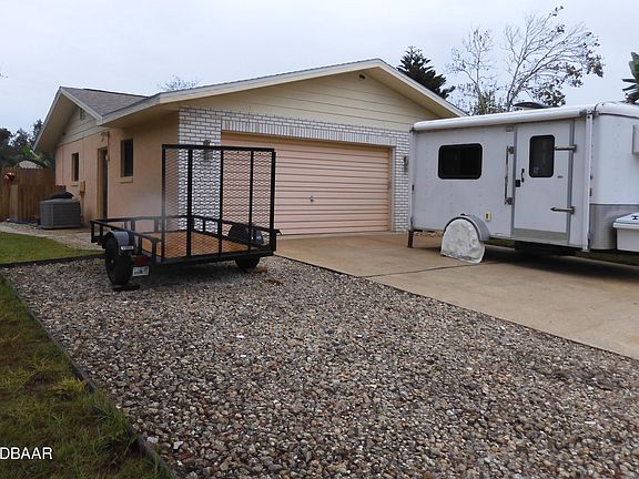 2nd image of 645 Sweetwood Dr
