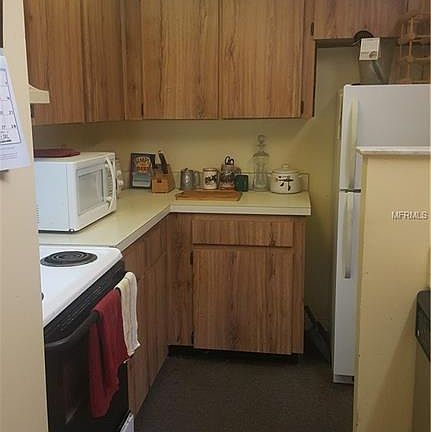 4th image of 140 Orchid Woods Ct APT 10B