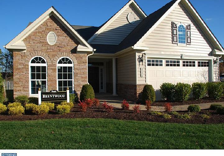 1st image of 610 Southerness Dr