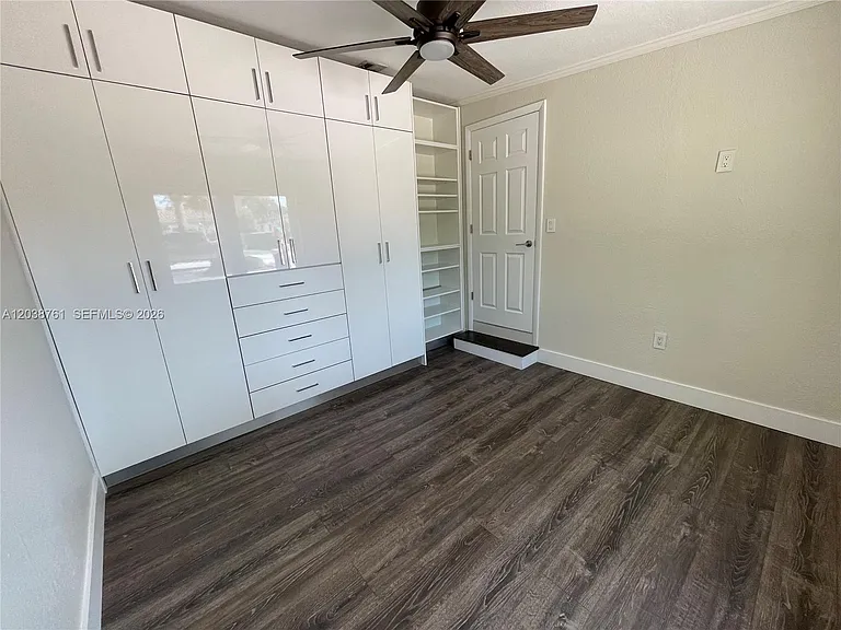 6129 SW 28th St — Photo 11