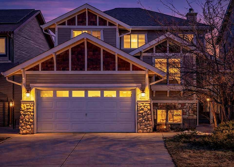 1st image of 40 S Cougar Ridge Hts SW