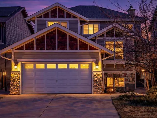 40 S Cougar Ridge Hts SW, Calgary, AB T3H 4X5