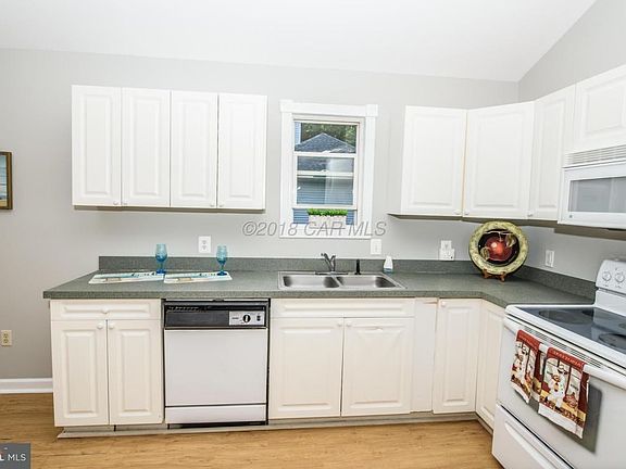 Light Filled Kitchen