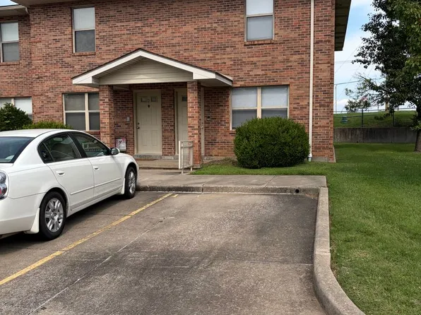 2704 Independence, 2704 Independence St #1, Cape Girardeau, MO 63701