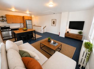 401 S 51st St Floor 3, Philadelphia, PA 19143