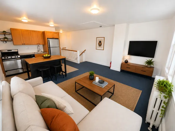 401 S 51st St Floor 3, Philadelphia, PA 19143