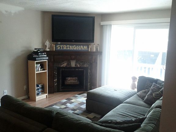 Living Room, w\ Sliding door
