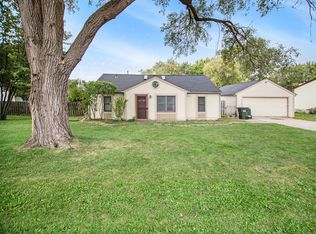 2892 Woodelm Dr, Rochester Hills, MI 48309