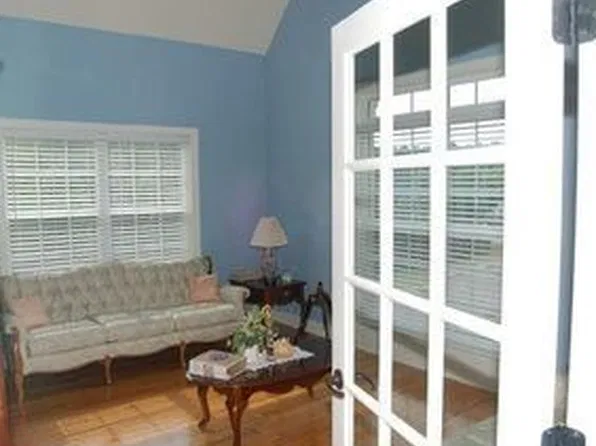 164 Jaclaire Ln, McDonough, GA 30252