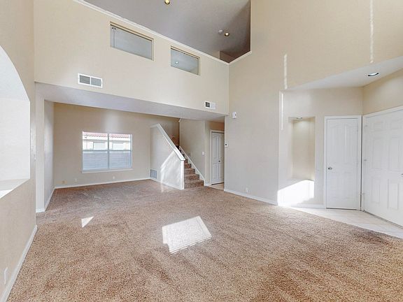 5th image of 11812 Kings Canyon Pl SE