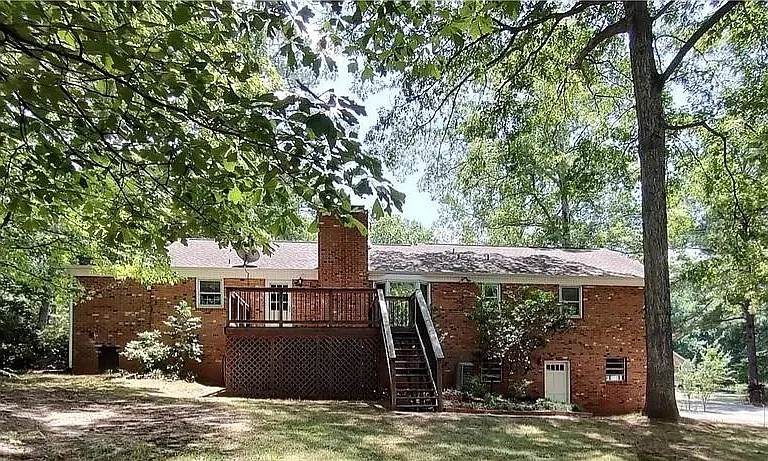 2628 Bellaire Dr — Photo 4