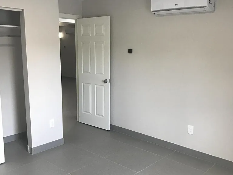 142 SW 8th Ave #D — Photo 15