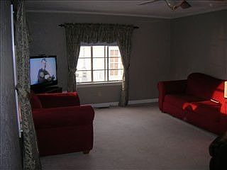 1st image of 1275 College Ave