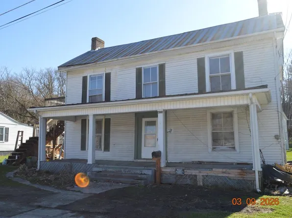 420 Buchanan St, Marion, VA 24354