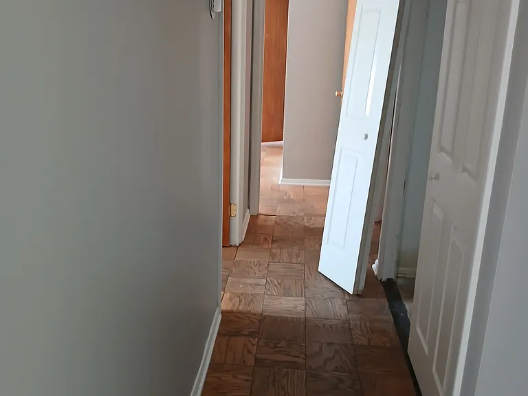 2507 Meadow Dr — Photo 6