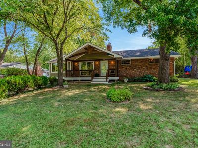 904 Ballou St, Herndon, VA, 20170