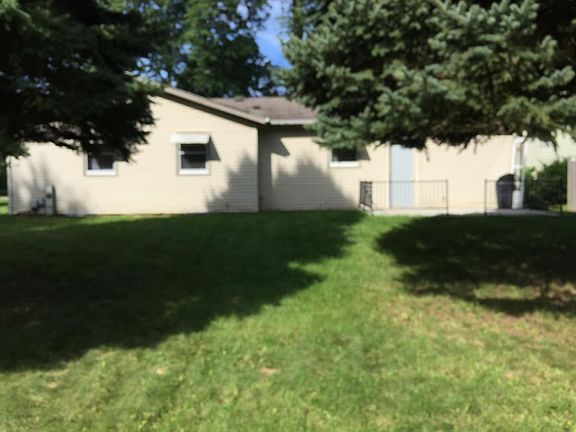 2nd image of 1318 Mondale Dr