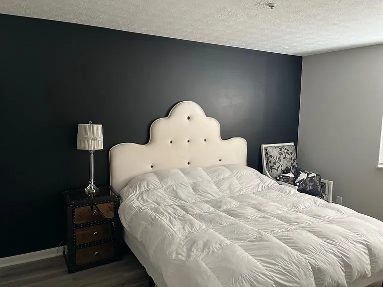 1050 Horsemans Ln #204 — Photo 12