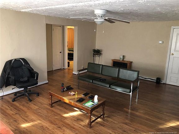 2nd image of 2212 Roosevelt Dr