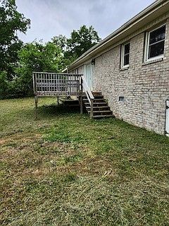 2nd image of 1304 Mockingbird Dr