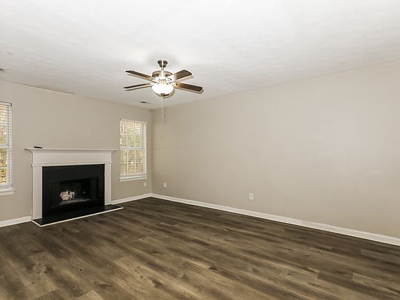 4th image of 729 Wood Bend Ct