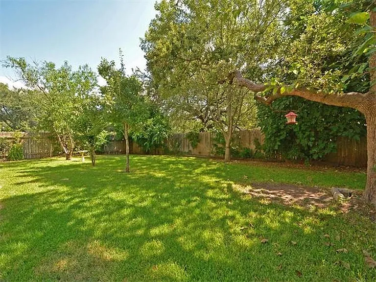 7601 Hawkeye Dr — Photo 27