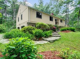 12 Coolidge Rd, Wayland, MA 01778