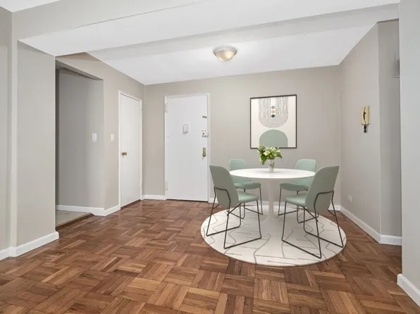 609 Kappock Street image 6 of 26