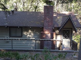 24948 Faulhorn Dr, Crestline, CA 92325