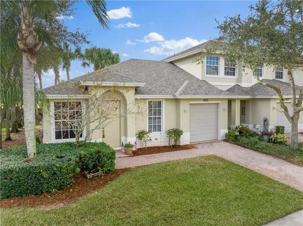 9975 E Villa Cir, Vero Beach, FL 32966