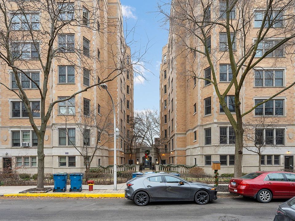 1st image of 609 W Stratford Pl APT 7C
