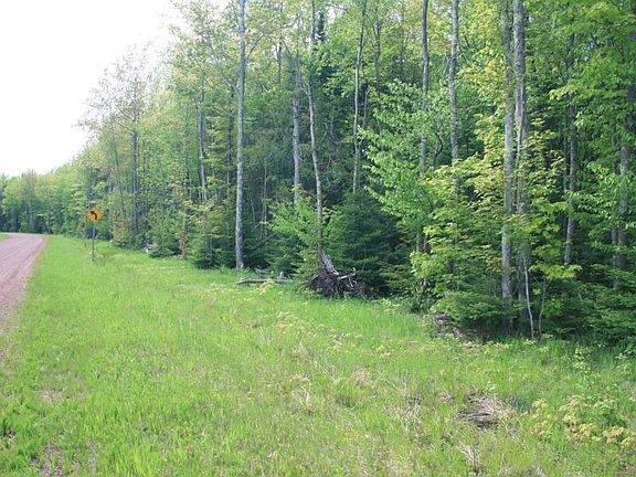 4th image of Lakeshore Dr #52