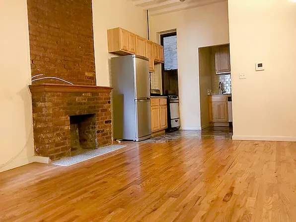 105 East Tenth Street image 1 of 6