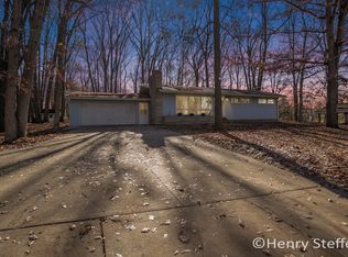 6465 Osborne Rd, Delton, MI 49046