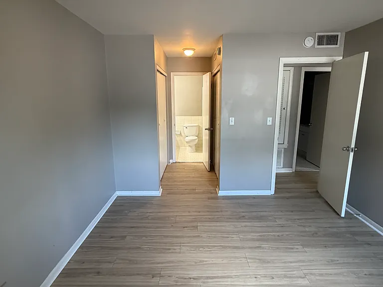 1900 Richard Jones Rd #W1 — Photo 21