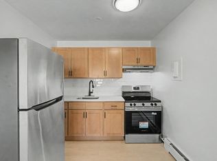 21A3B Spring St #B3, Windsor Locks, CT 06096