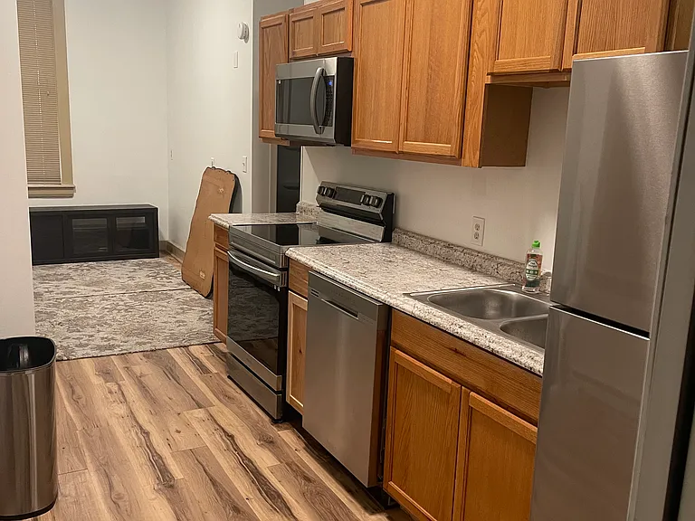 339 Market St #4 — Photo 1