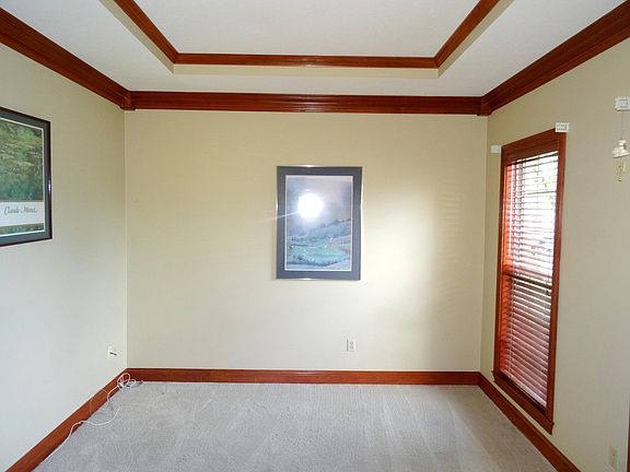 4th image of 2814 Brittney Ln