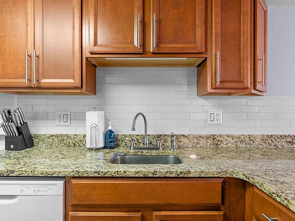 4th image of 23223 Front Beach Rd #308