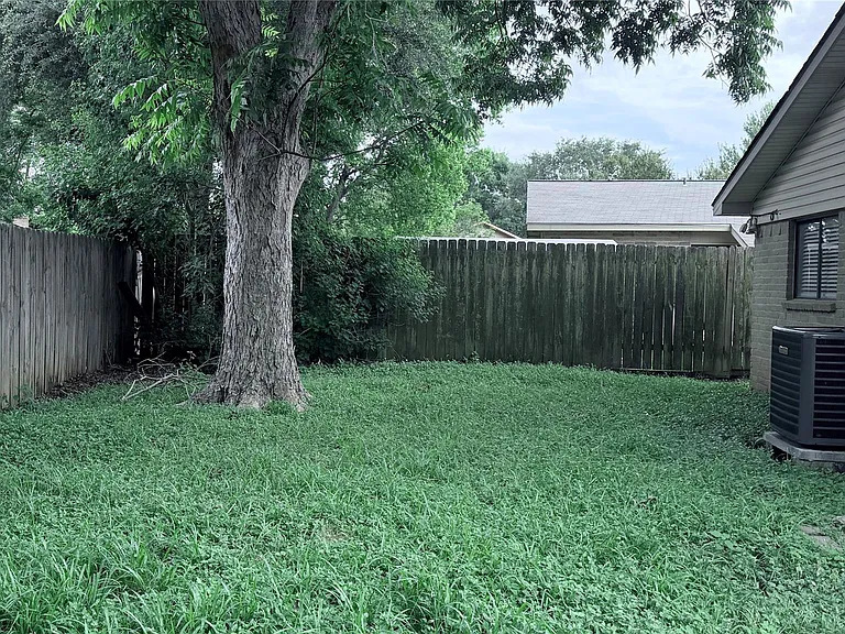 15507 Mira Monte Dr — Photo 26