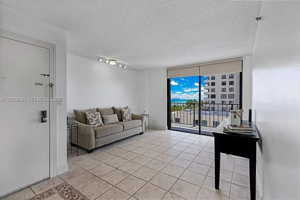 Oceanfront Plaza Condo — Photo 1