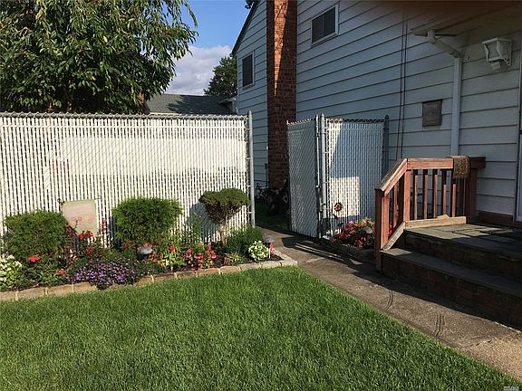 3rd image of 83 W 17th St