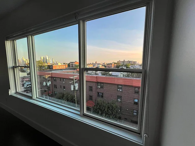 414 50th St #501 — Photo 3